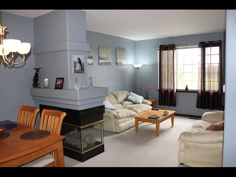 9333 Harrison St — Photo 2