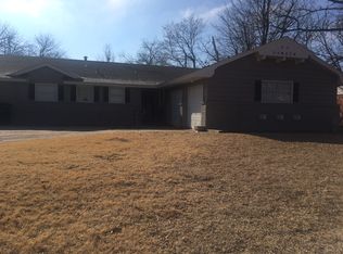 3104 Berkshire Way, The Village, OK 73120