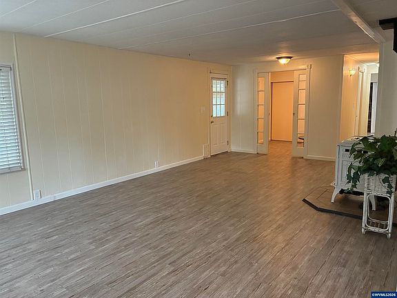 5th image of 4915 Swegle Rd NE Unit 15