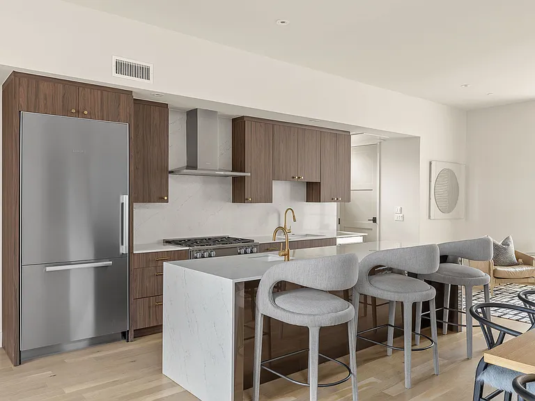 1325 N Dewey Ave #1325 — Photo 16