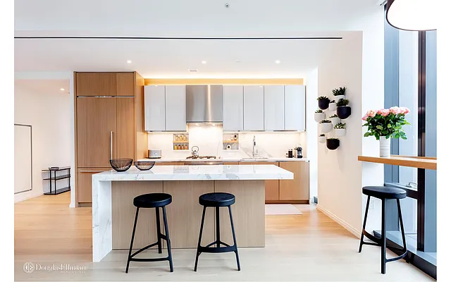 Rented by Douglas Elliman | media 16