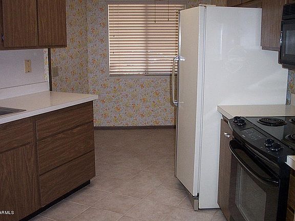 2nd image of 10124 W Loma Blanca Dr