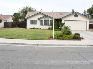 5284 W Corona Ave, Fresno, CA 93722