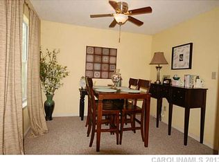 1215 Clear Springs Ct, Charlotte, NC 28214