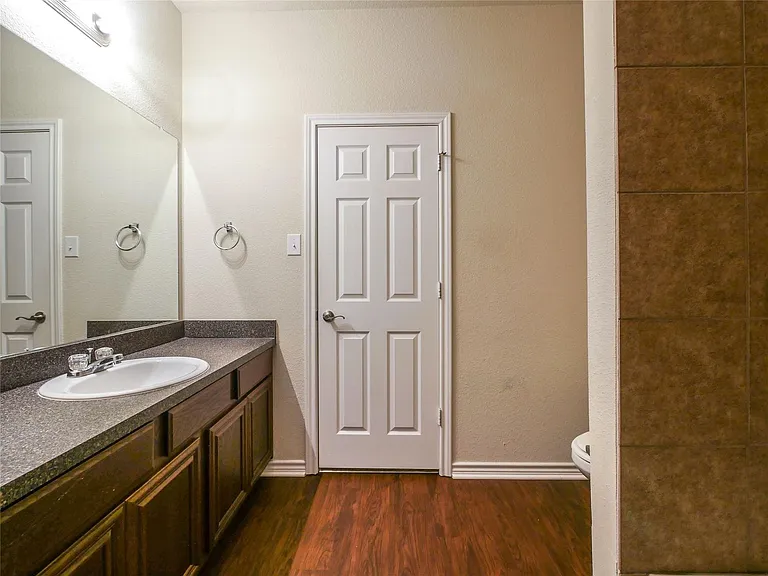 5409 Dolores Pl — Photo 13