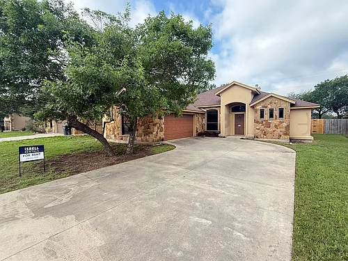7203 Andalucia Ln Photo 1