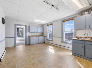 28 Ferry St #3, Suncook, NH 03275