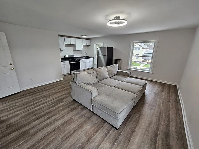 612 N 2nd St #4 — Photo 12