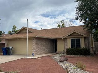 6532 Lamy St NW, Albuquerque, NM 87120