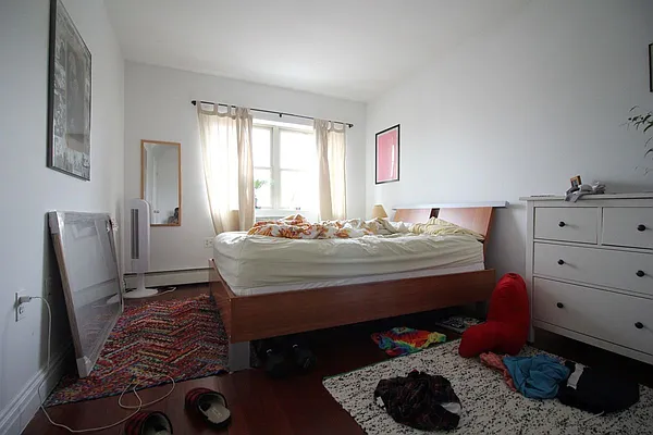 Rented by Hagstrom Management Inc | media 21