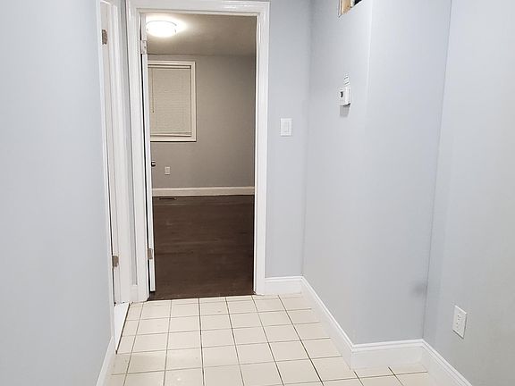 4th image of 2637 S 6th St #1F