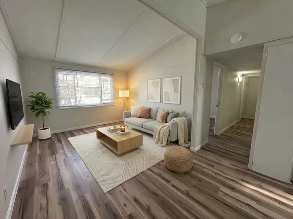 813 Elm St, Winneconne, WI