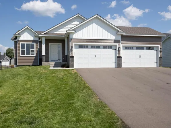 889 193rd Ln NE, East Bethel, MN 55011