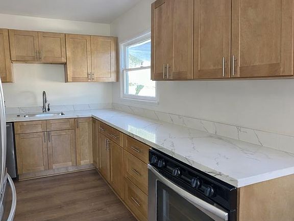 2nd image of 428 N Wanda Dr