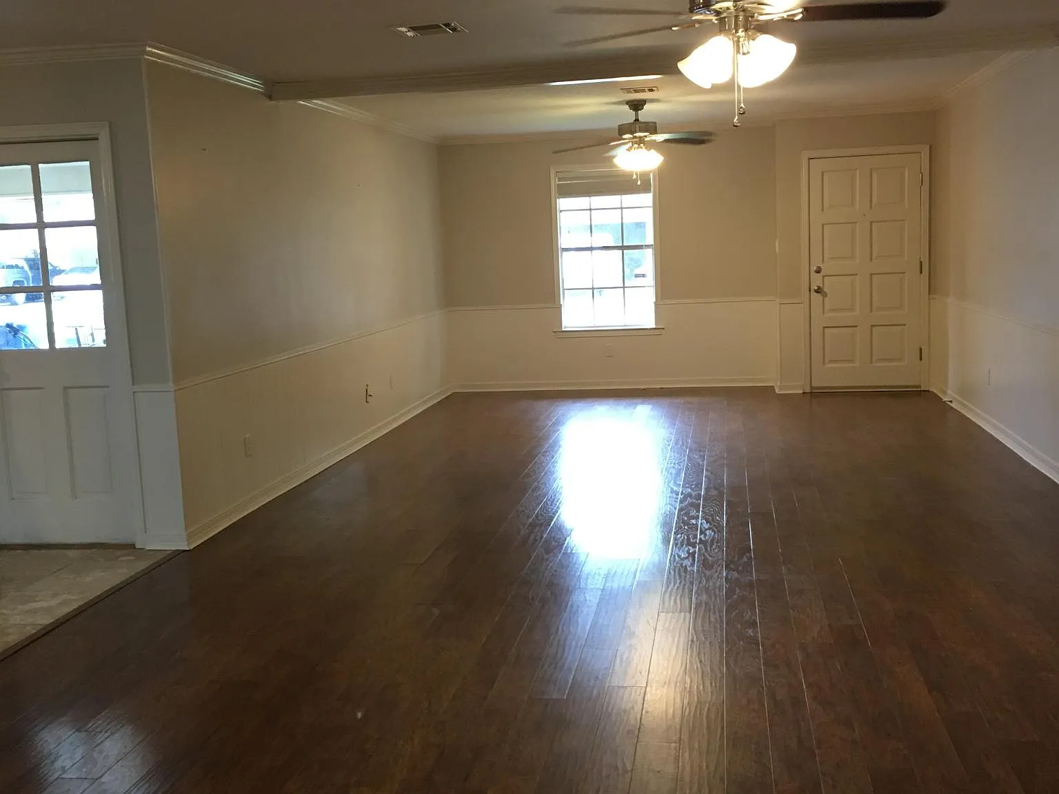 3 bed, 1926 sqft, $1,900 — Photo 3