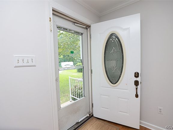 2nd image of 8034 Meadow Dr