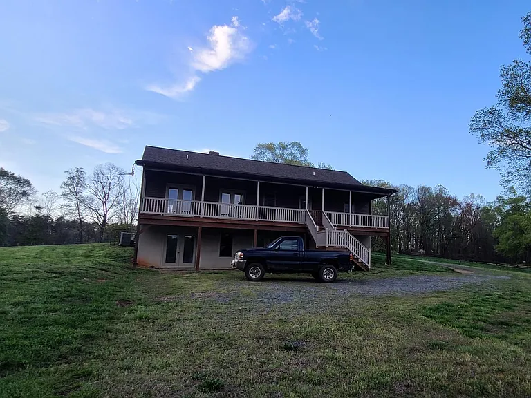 868 Longshot Ln — Photo 33