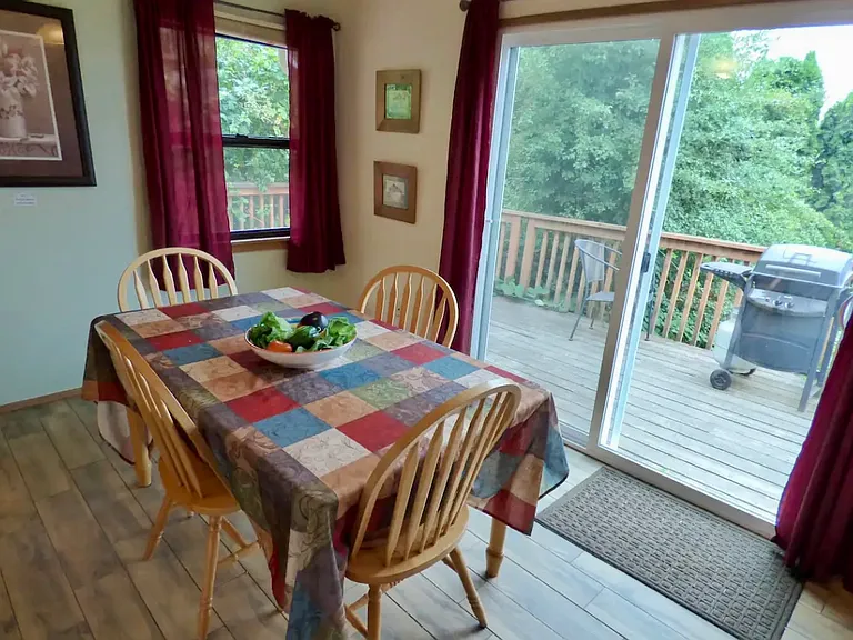 SE Tenino Ct — Photo 9