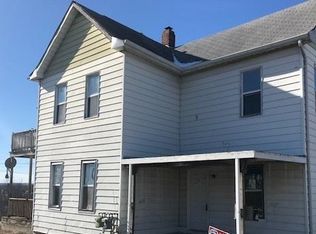 524 E Pratt St, De Soto, MO 63020