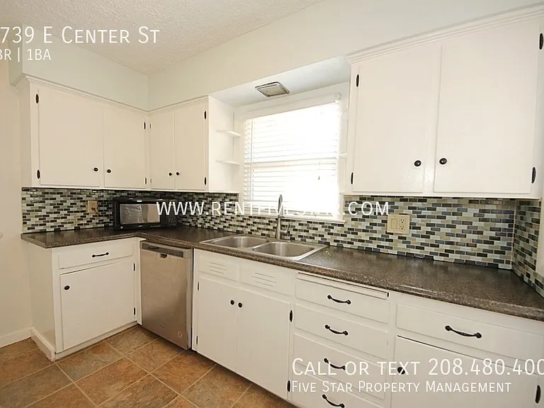 1739 E Center St — Photo 5