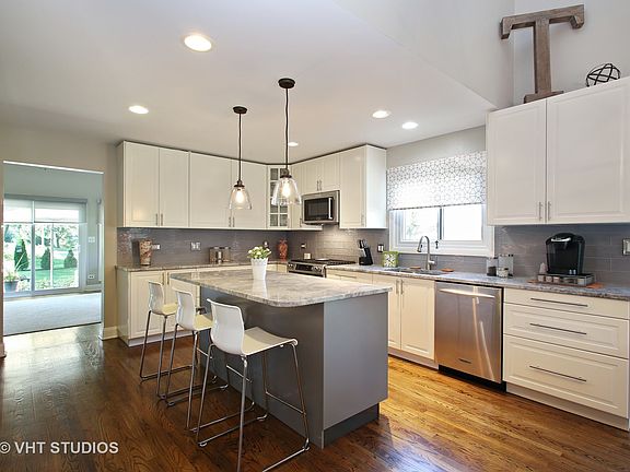4th image of 1215 Keating Dr