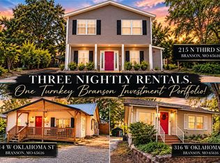 215 N 3rd St, Branson, MO 65616