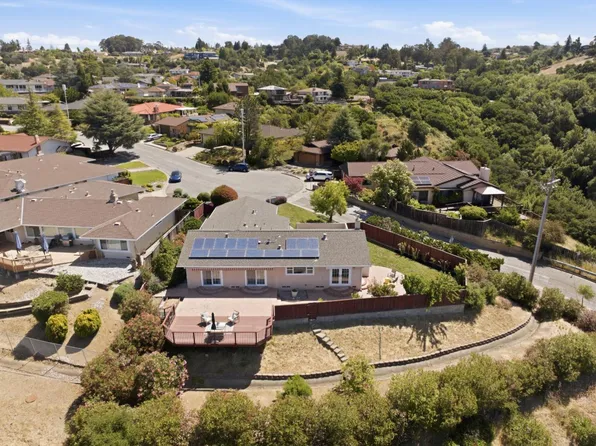 26945 Halifax Pl, Hayward, CA 94542