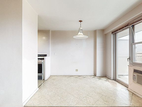 4th image of 464 Neptune Ave APT 23F