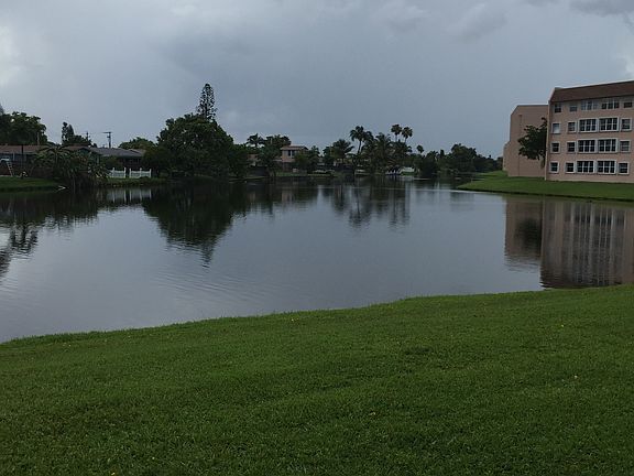 5th image of 10422 NW 24th Pl APT 106