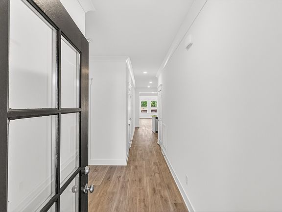 4th image of 457 Charlie Pl Lot 282