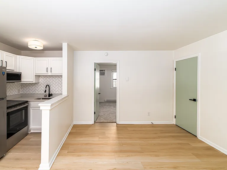 410 E. Little Creek — Photo 3