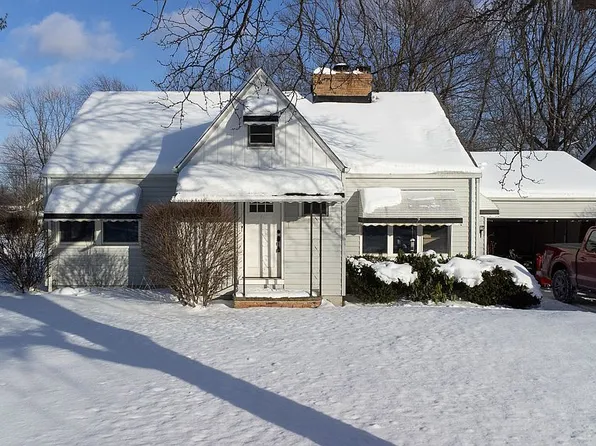 2809 Stark Dr, Willoughby Hills, OH 44094