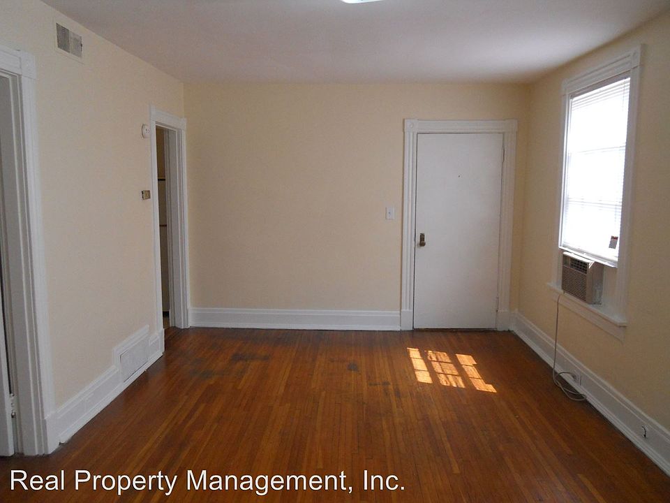 2nd image of 117 13th St NW APT B5