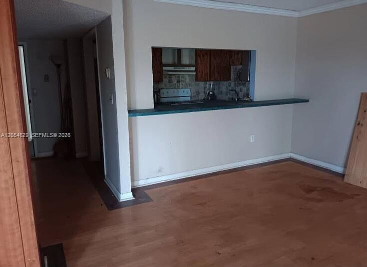 1st image of 4174 Inverrary Dr APT 410