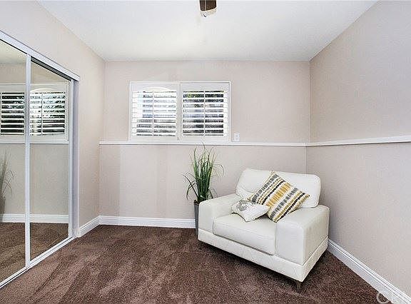 4th image of 2528 E Wilson Ave