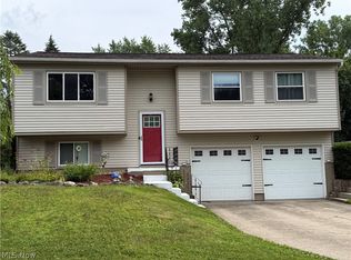 3318 Van Buren Dr, Brunswick, OH 44212