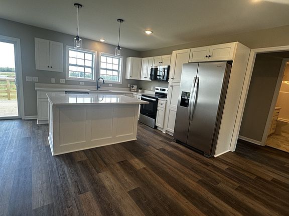 4th image of 193 Rigling Rd