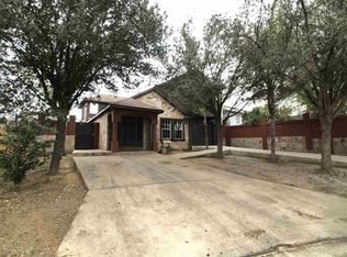 1307 Ford Ct, Laredo, TX 78046