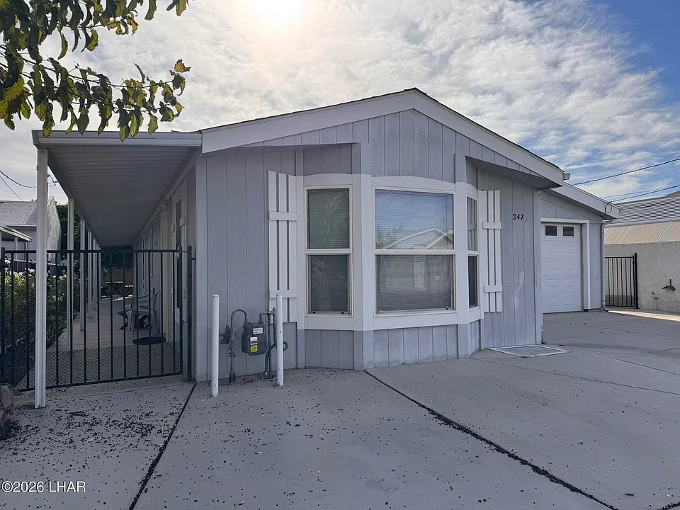 247 E Riverfront Dr