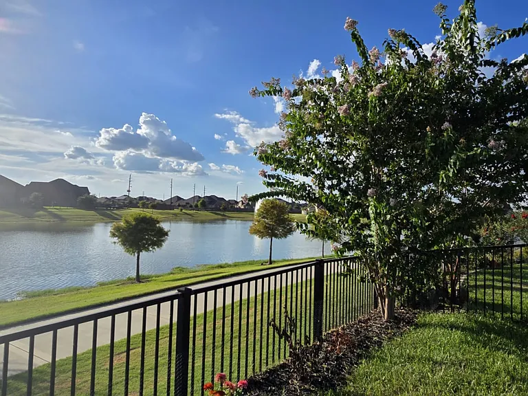 11431 Windy Cedar Ct — Photo 24