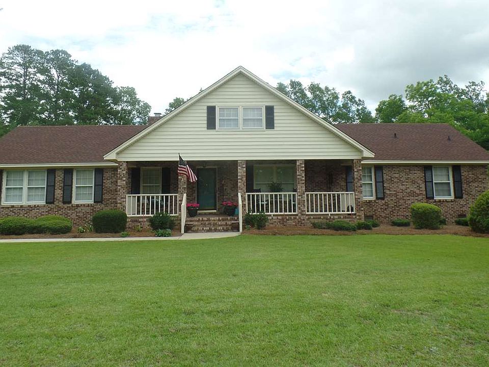 1st image of 215 E Richardson Cir