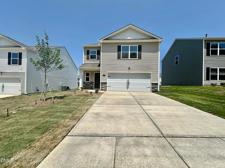 250 Bay Laurel Dr — Photo 1