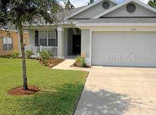 1224 Longville Cir, Tavares, FL 32778