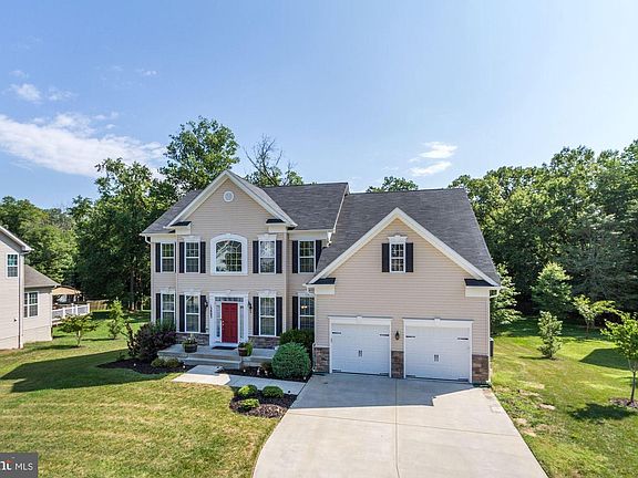 3rd image of 15803 Joyce Ln