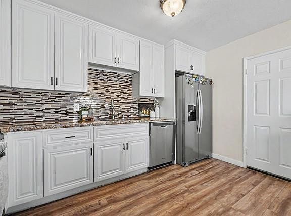 2nd image of 855-57 Franklin Ave