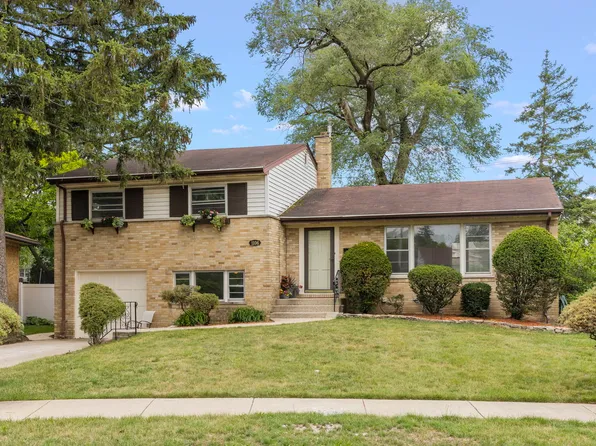 1106 N 10th Ave, Melrose Park, IL 60160