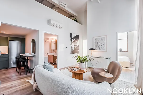 Rented by Nooklyn NYC LLC | media 22