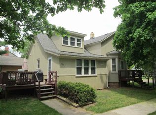 725 N Huron St, De Pere, WI 54115