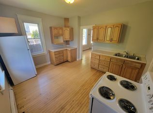 1823 E 6th St, Duluth, MN 55812