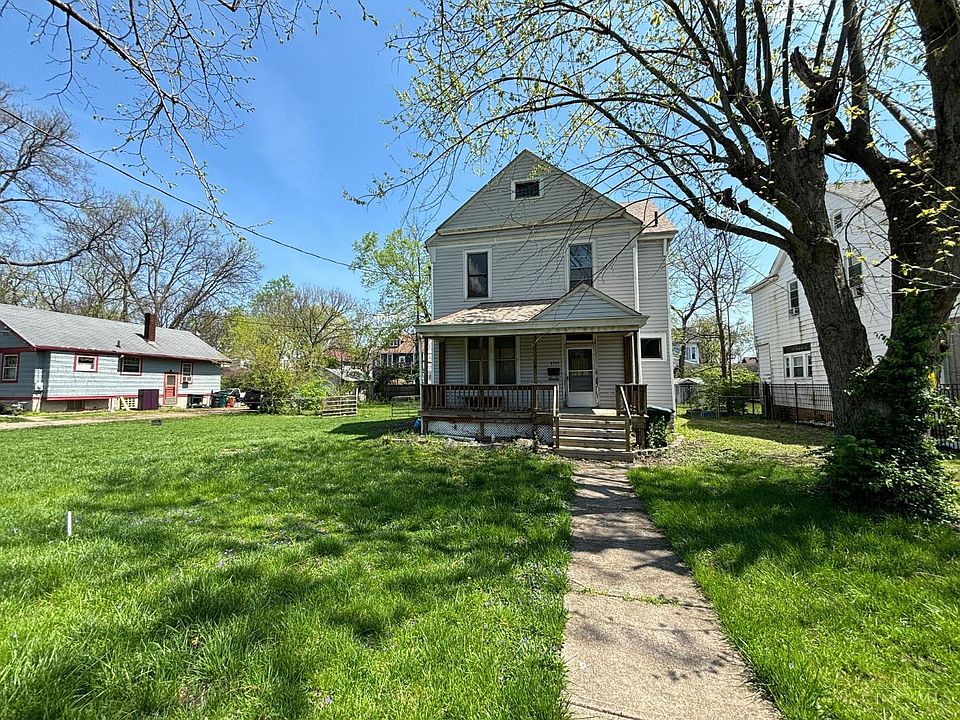 1st image of 8444 Woodbine Ave